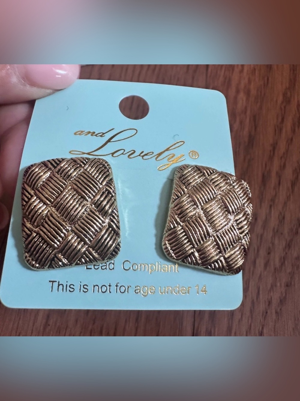 And Lovely‎ Gold Woven Clip Earrings NWT